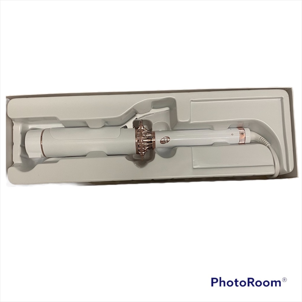 T3 1-3/4” BodyWaver Styling Iron - Picture 2 of 11